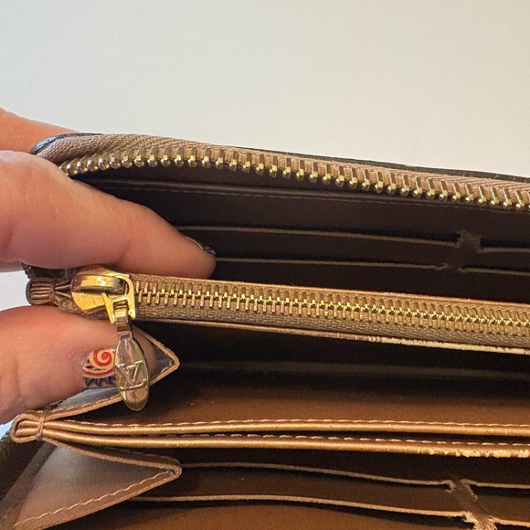 Louis Vuitton Monogram Gold Vernis Long Zippy Wallet COA included‎ - Picture 11 of 16